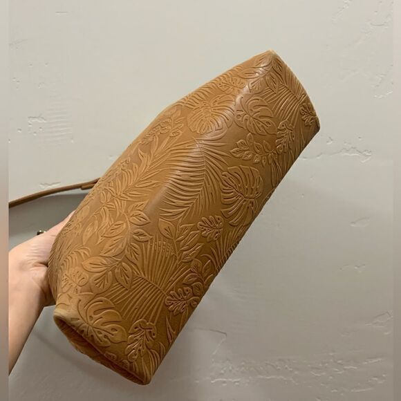 Handmade Genuine Leather Embossed Leaves Metal Push-lock Shoulder Bag/Crossbody - Picture 13 of 16